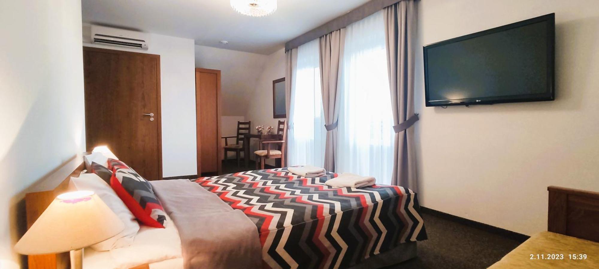Pensjonat Emocja Leczna Dış mekan fotoğraf